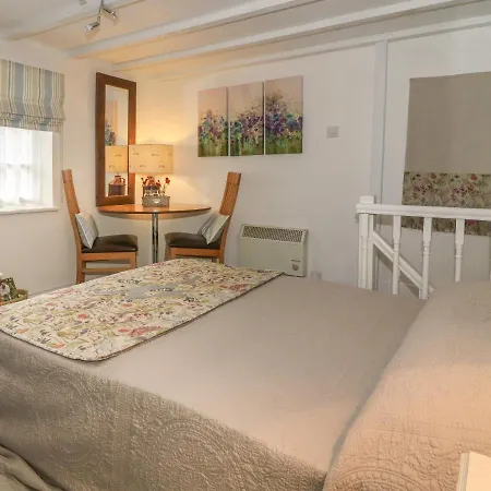 The Hideaway Apartment